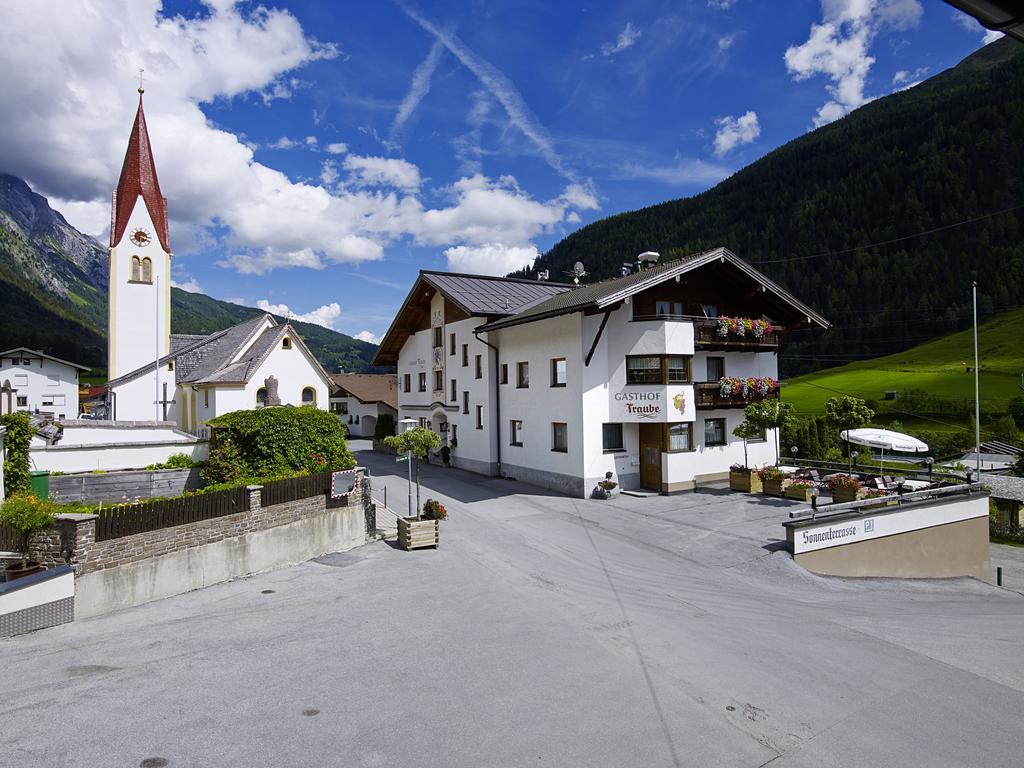 Hotel Traube Pettneu am Arlberg Exterior foto