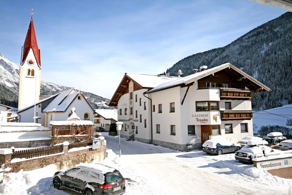 Hotel Traube Pettneu am Arlberg Exterior foto